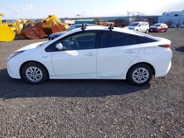 Image of 2016 Toyota PRIUS-51