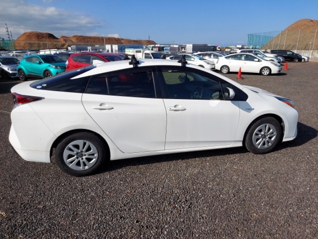 Image of 2016 Toyota PRIUS-51