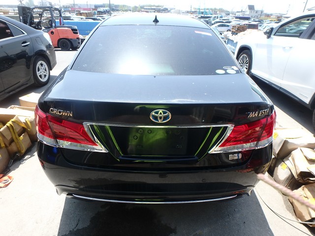 Image of 2013 Toyota CROWN MAJESTA