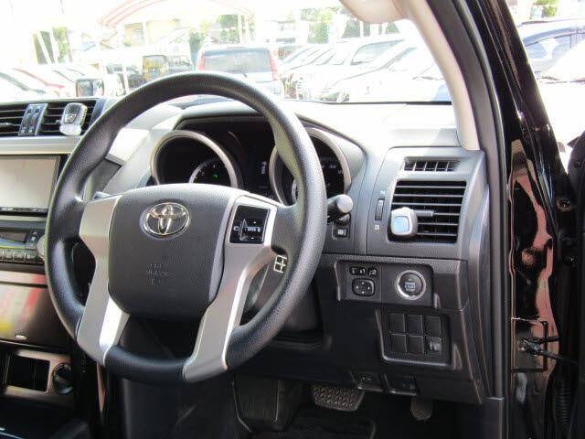 Image of 2013 TOYOTA LAND CRUISER PRADO