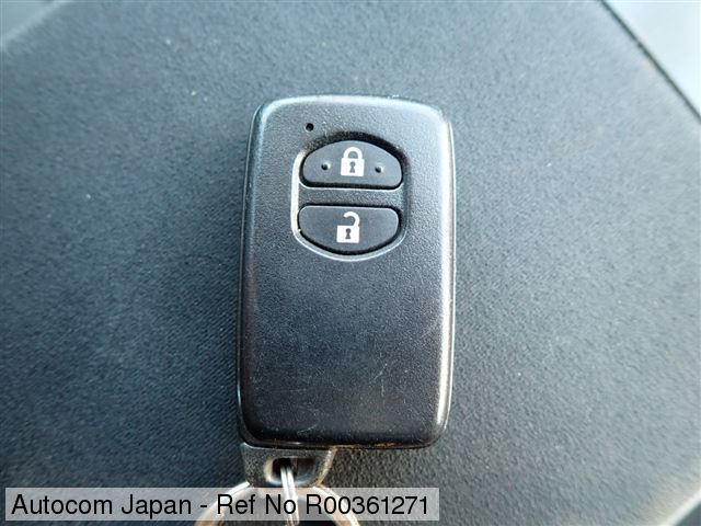 Image of 2013 Toyota PRIUS-41