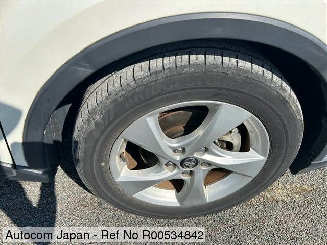 Image of 2017 TOYOTA C-HR